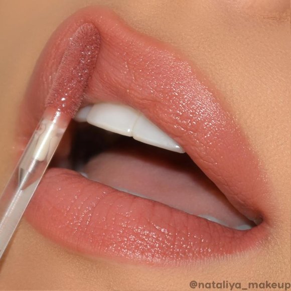 l'auberge lux liquid lip by Colourpop - Picture 1 of 6